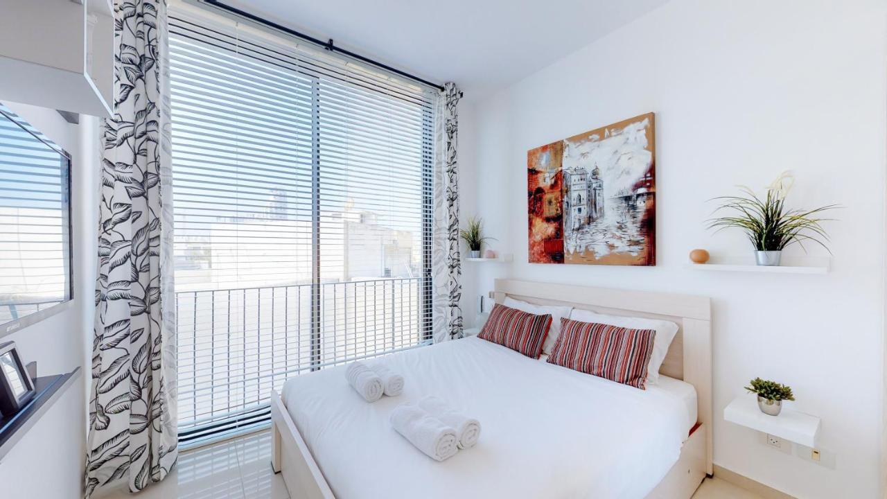 Stylish 1Br Flat For 4 Ppl In Allenby By Holyguest Τελ Αβίβ Εξωτερικό φωτογραφία