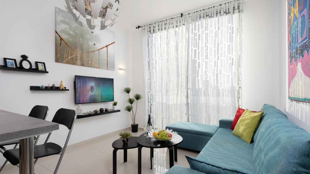Stylish 1Br Flat For 4 Ppl In Allenby By Holyguest Τελ Αβίβ Εξωτερικό φωτογραφία
